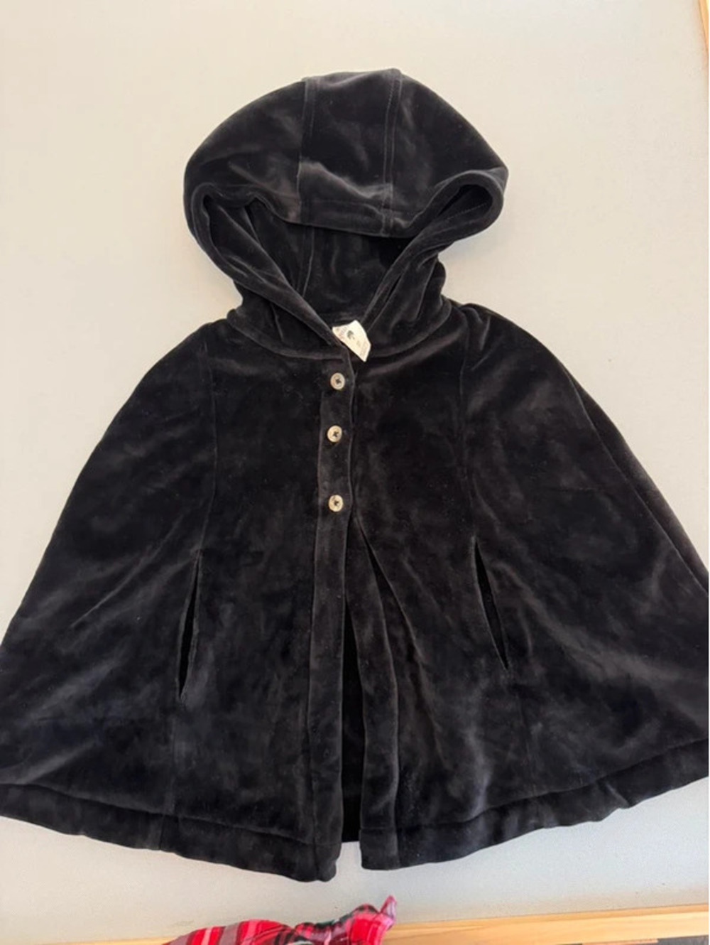 Kate Quinn Velour Cape Black 2T costume